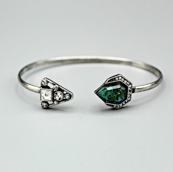 Crystal cuff bracelet - Picture 2 of 5